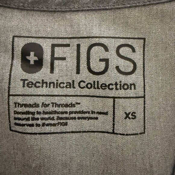 Figs Scrubs Set XS Gray Top & XS Black Pants Technical Collection - Picture 11 of 11